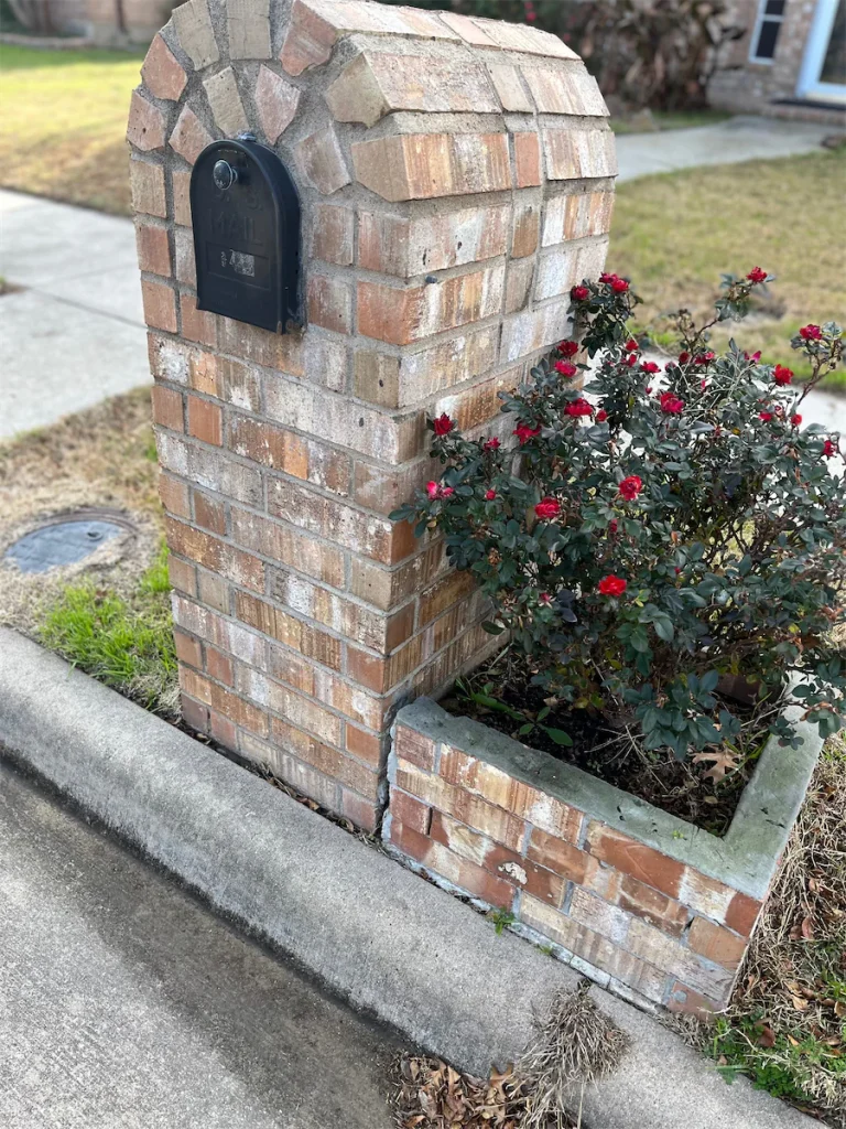 Quality Brick Pathway Custom brick mail box Craftsmanship - Conroe, TX 77301 - Texas Brick Masonry Excellence at texasbrick.com
